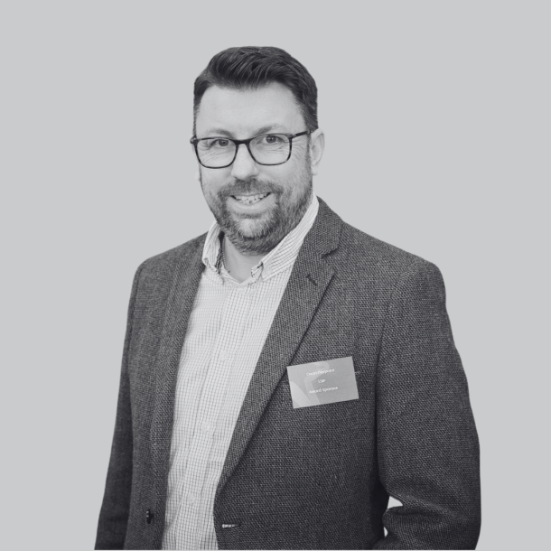 Dean Pierpoint Headshot